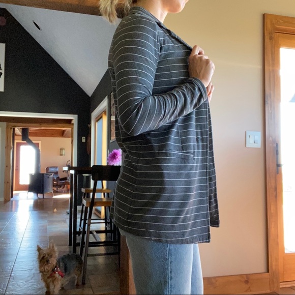 Gray sweatshirt horizontal striped blazer - Picture 2 of 3